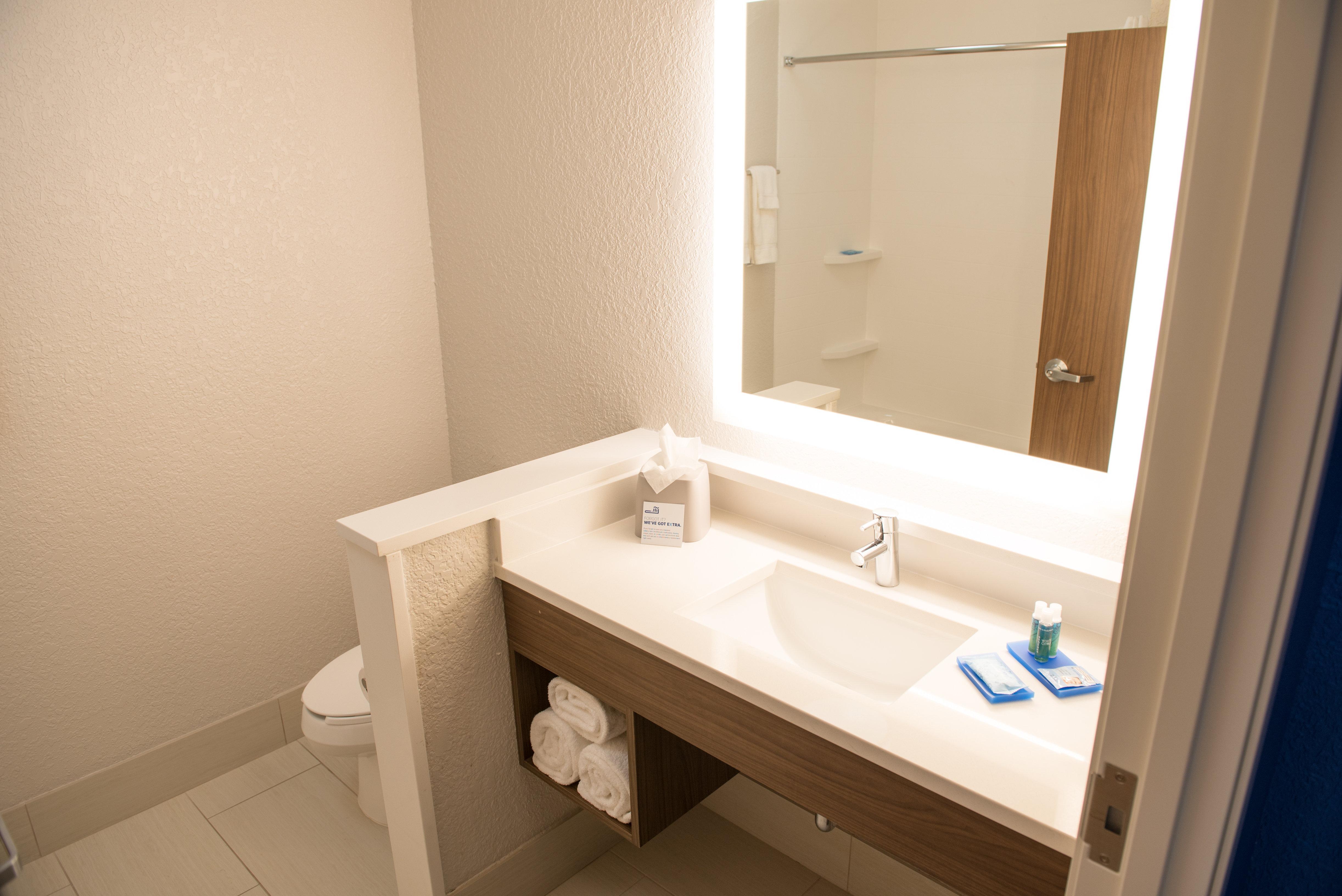 Holiday Inn Express & Suites - Fort Wayne North By Ihg Sunnybrook Acres Екстериор снимка