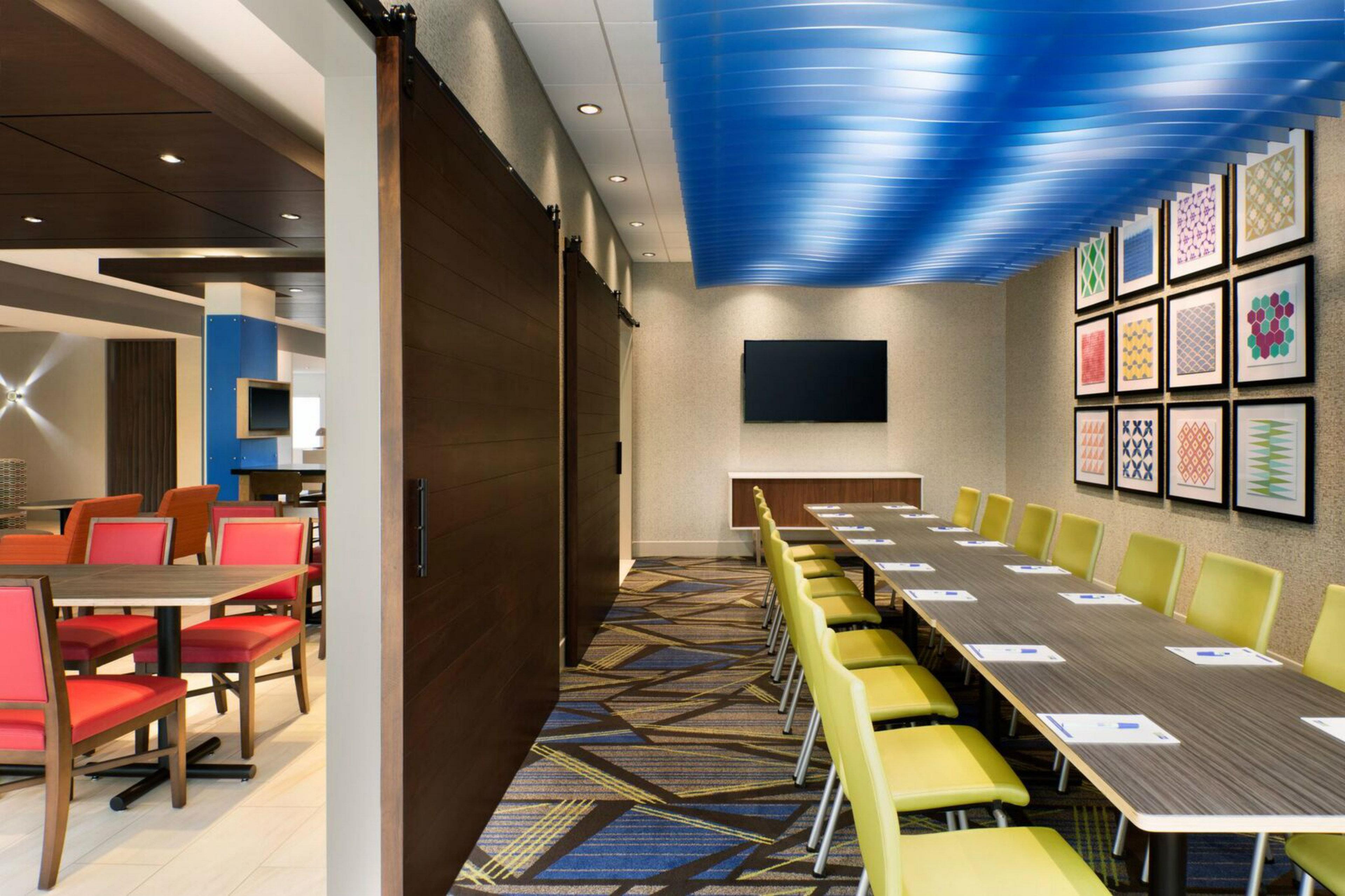 Holiday Inn Express & Suites - Fort Wayne North By Ihg Sunnybrook Acres Екстериор снимка