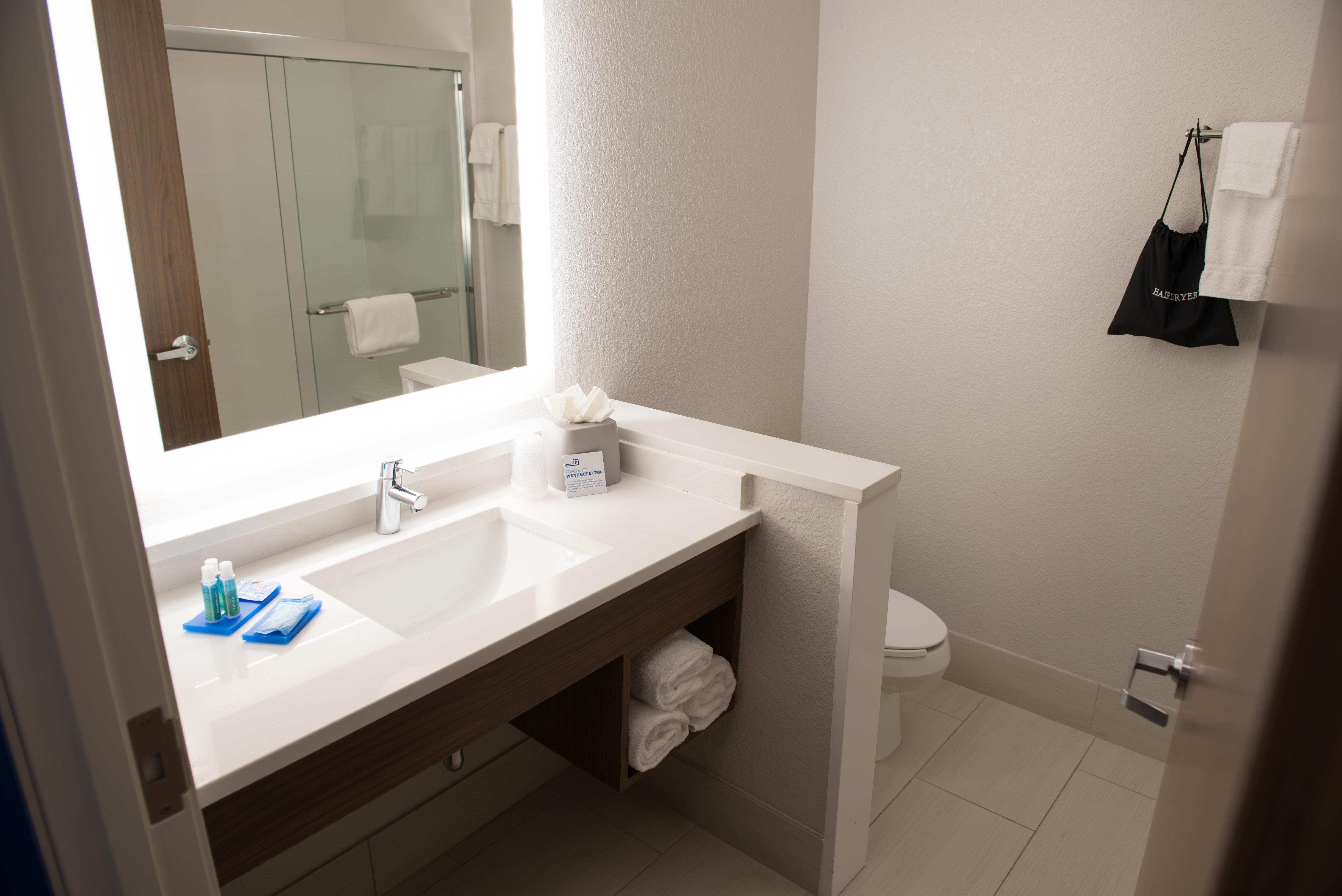 Holiday Inn Express & Suites - Fort Wayne North By Ihg Sunnybrook Acres Екстериор снимка